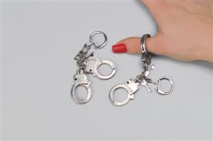 Mini Handcuff Keychain - Titan Magic & Brain Busters Escape Rooms